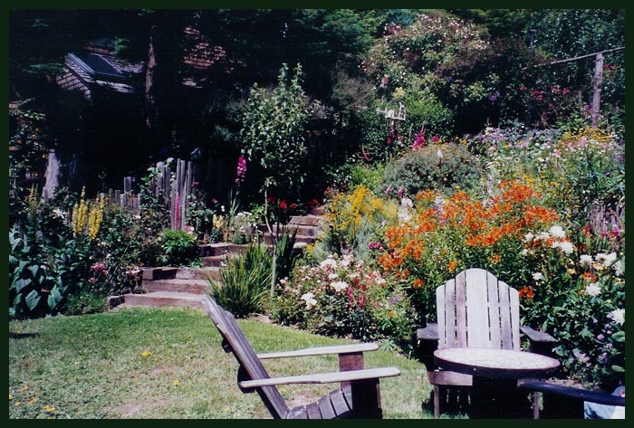 The Flower Garden cira 1998